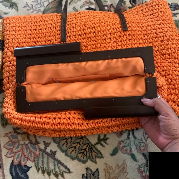 Purses - Picture 3 of 6